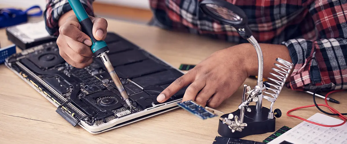 computer repair near Winston Park Dr